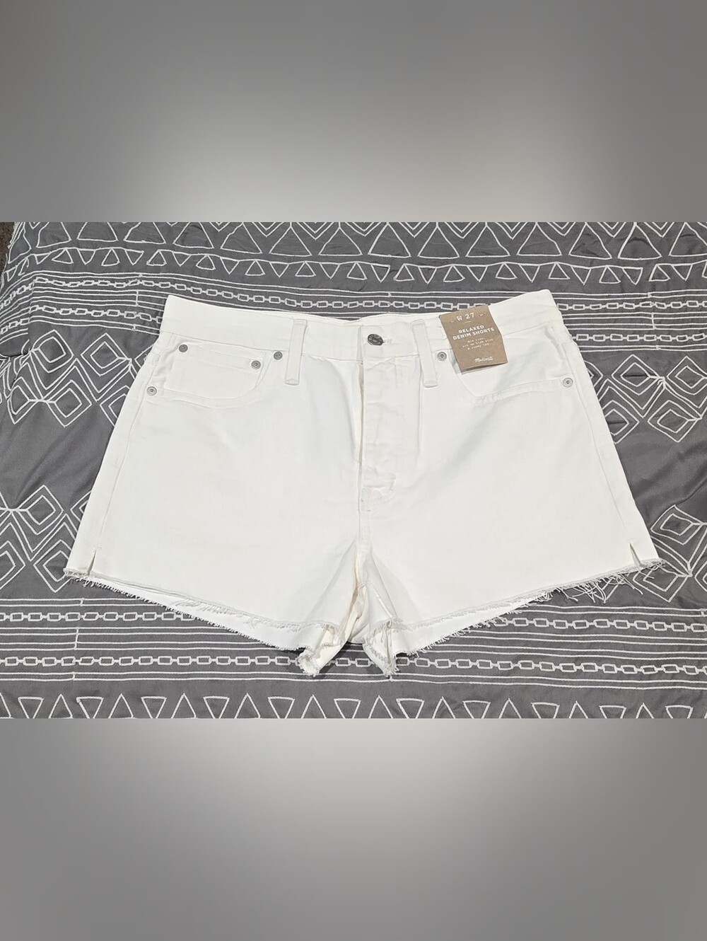Madewell Relaxed Midrise White Denim Shorts Size 27